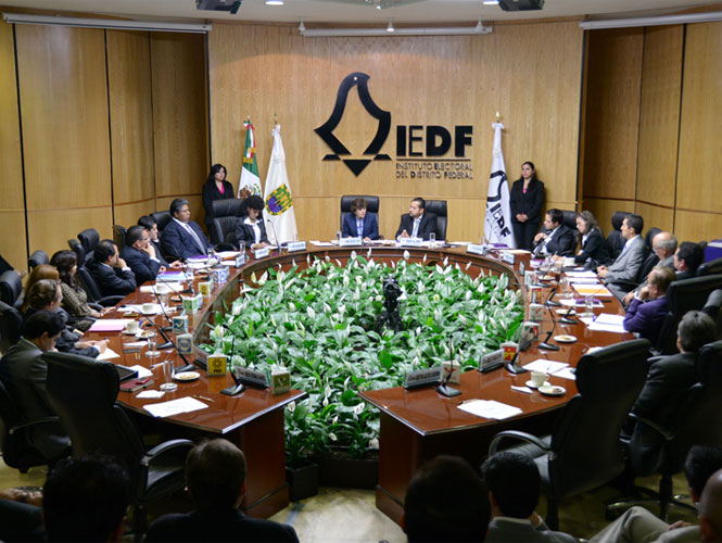 El IEDF lleva a cabo la planeación del proceso electoral ordinario 2014-2015.