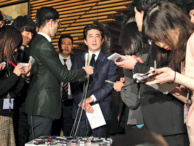 JAPON: Primer ministro japonés, Shinzo Abe lanza advertencia a terroristas