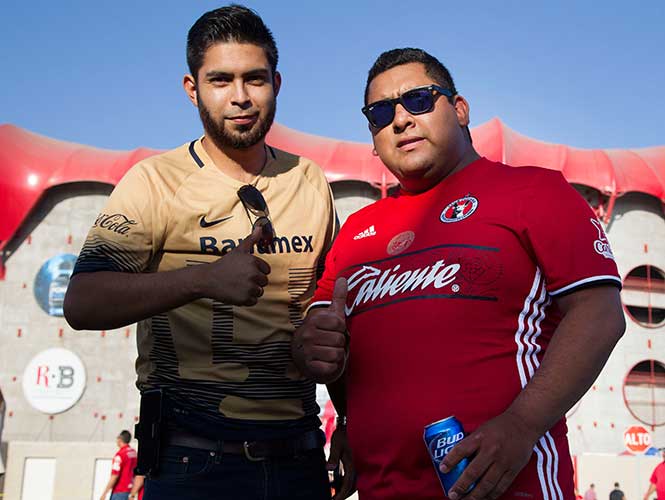Resultado de imagen para xolos vs pumas 2016