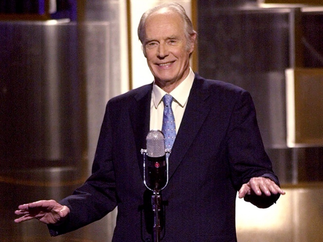 El productor, llamado el quinto Beatle por su labor con el Cuarteto de Liverpool, falleció anoche a los 90 años. (AP)