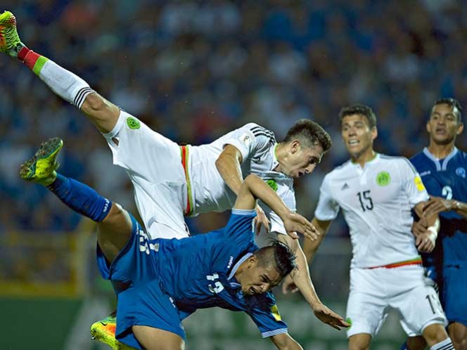 Los gestos de la batalla entre El Salvador y México