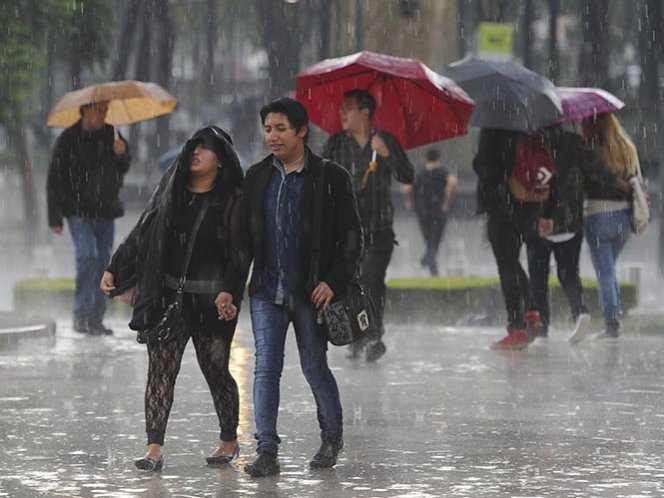 El Servicio Meteorológico Nacional prevé para hoy dos canales de baja presión que afectarán al país; tormentas fuertes en Jalisco, Michoacán, Morelos, y Puebla. El Servicio Meteorológico Nacional prevé para hoy dos canales de baja presión que afectarán al país; tormentas fuertes en Jalisco, Michoacán, Morelos, y Puebla.
