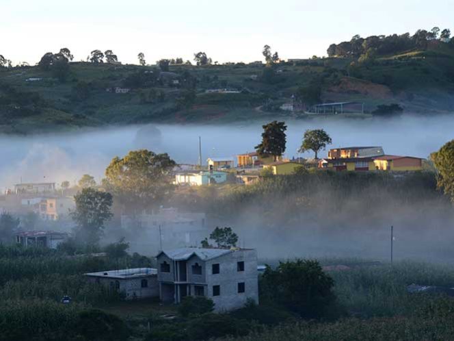Los municipios de Tlacoapa, Zapotitlán Tablas y Acatepec recibieron cobijas, cunas para bebés, ropa, despensas, zapatos y artículos de limpieza personal por parte de Protección Civil Los municipios de Tlacoapa, Zapotitlán Tablas y Acatepec recibieron cobijas, cunas para bebés, ropa, despensas, zapatos y artículos de limpieza personal por parte de Protección Civil