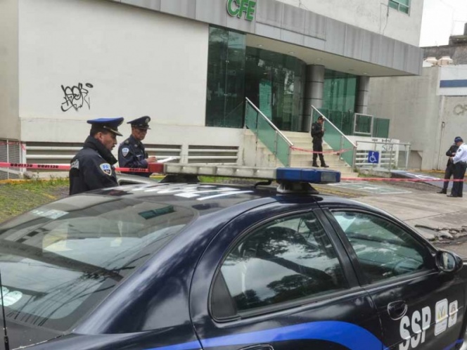 Asesinan a policía que evitó asalto en oficinas de CFE en Coyoacán Asesinan a policía que evitó asalto en oficinas de CFE en Coyoacán